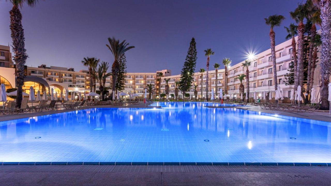 Hotel Louis Phaethon Beach Paphos Exterior foto