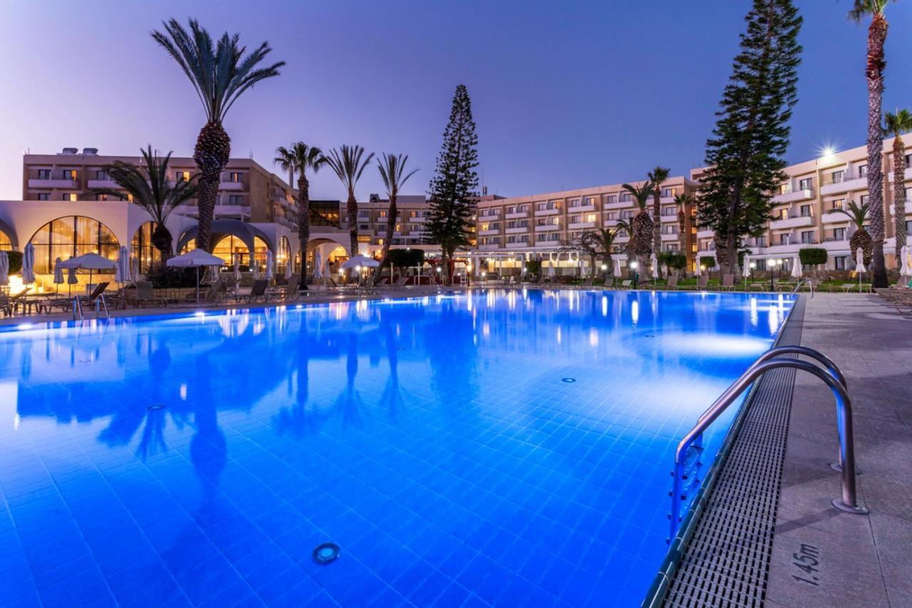 Hotel Louis Phaethon Beach Paphos Exterior foto