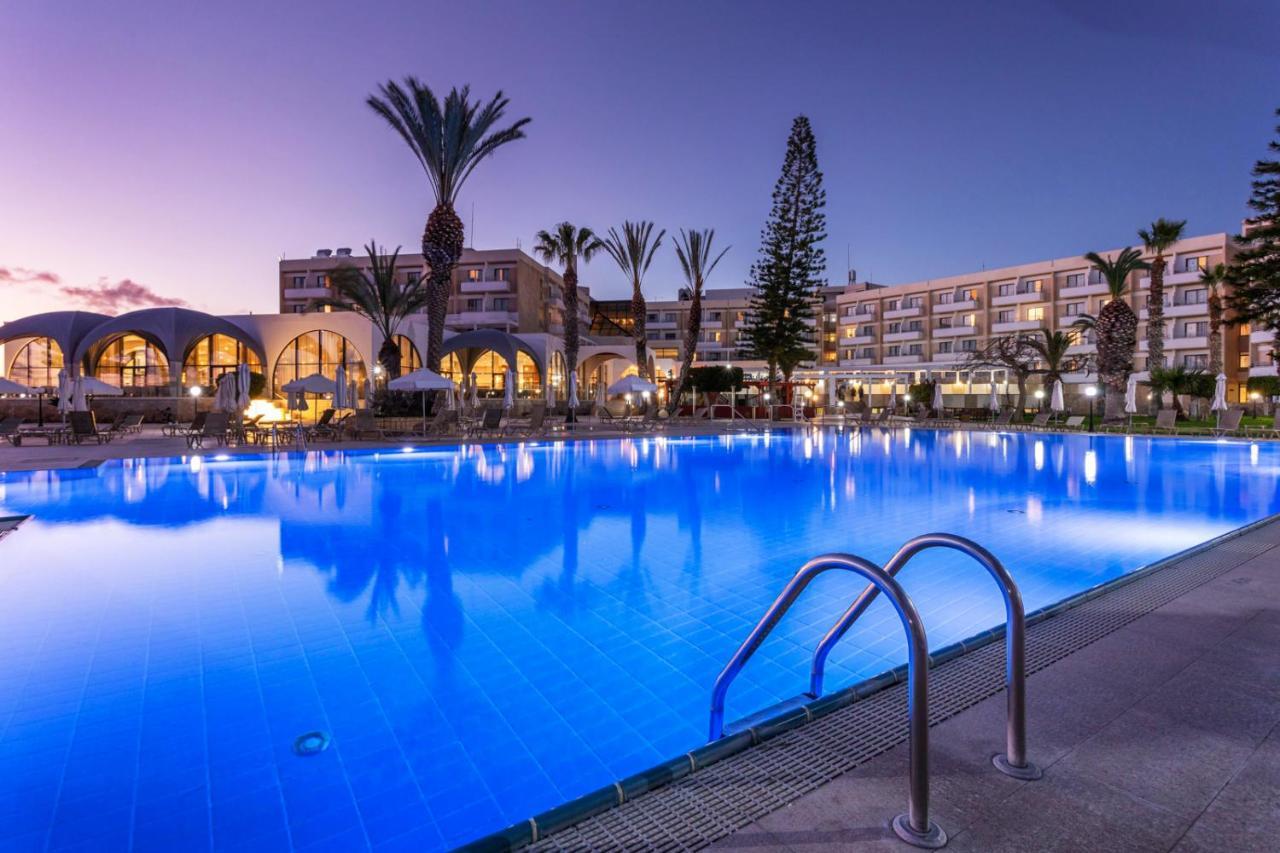 Hotel Louis Phaethon Beach Paphos Exterior foto